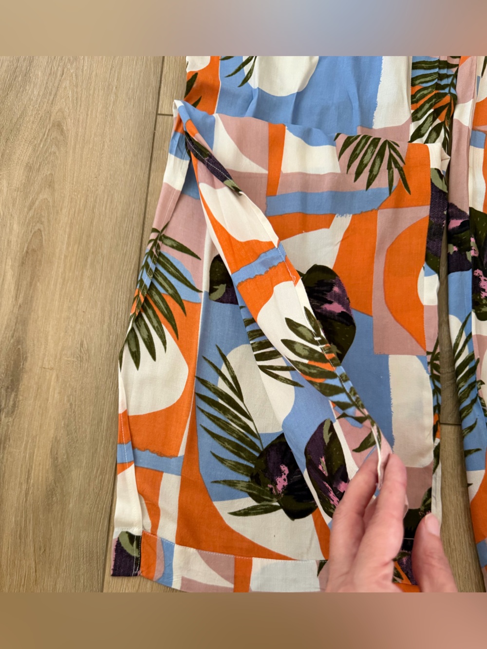 THREAD STORY Tropical Print Wide-Leg Pants with Side Slits NWT - Picture 7 of 9